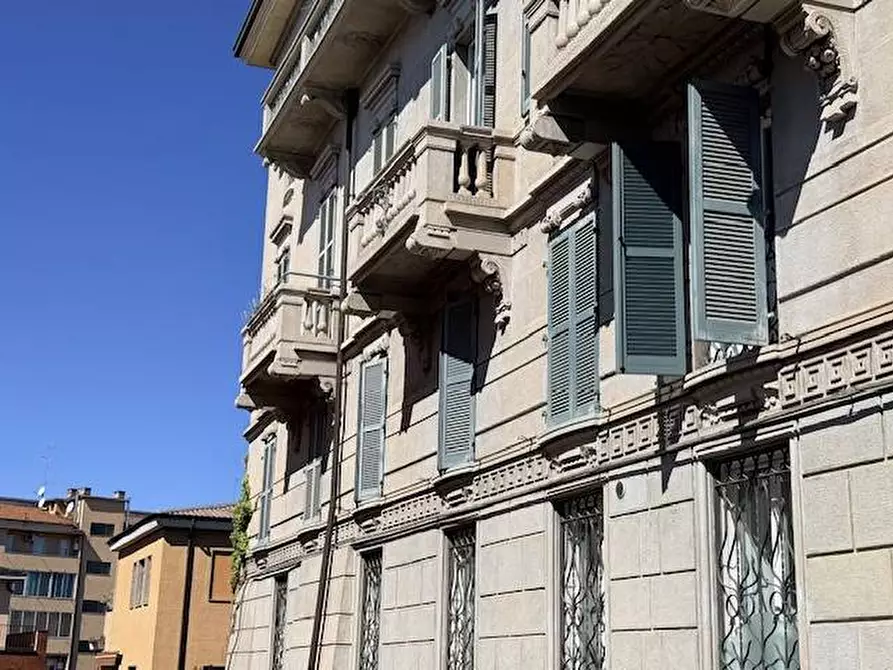 Immagine 15 di Appartamento in affitto  in VIA AZZARIO 19 a Pavia