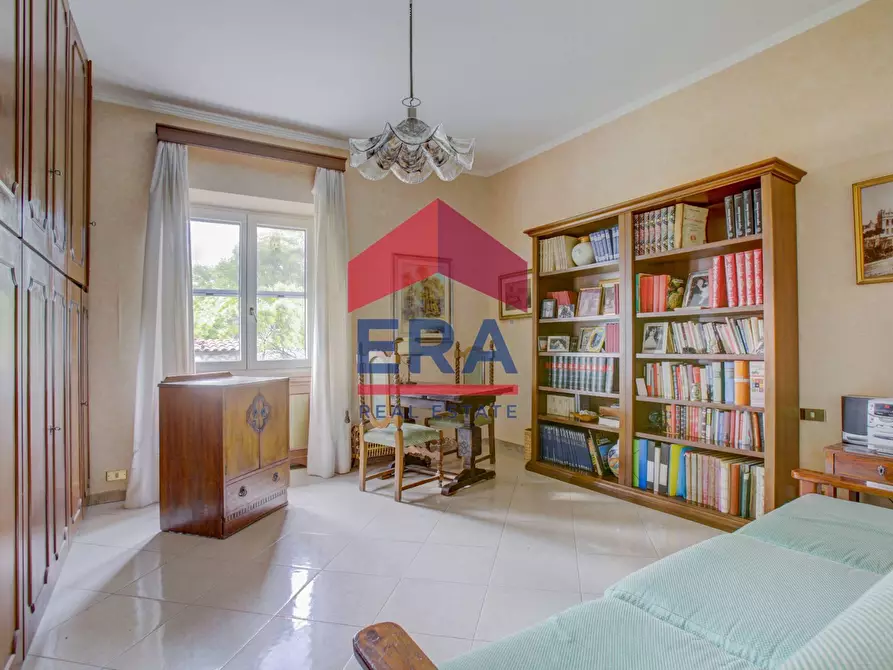 Immagine 27 di Villa in vendita  in via di valle caia 2 a Ardea