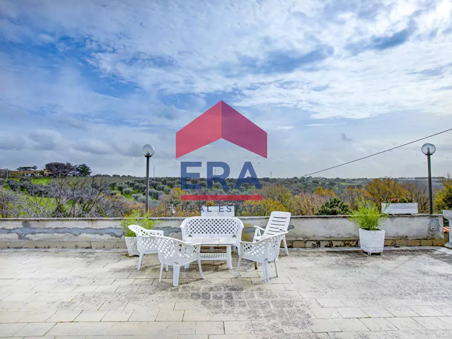 Immagine 54 di Villa in vendita  in via di valle caia 2 a Ardea