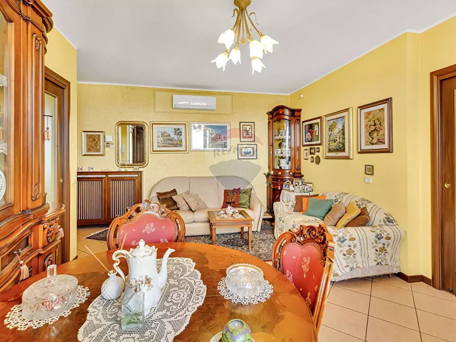 Immagine 2 di Appartamento in vendita  in via Carducci 1 a San Giuliano Milanese