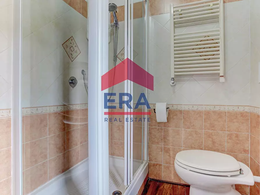 Immagine 16 di Casa semindipendente in vendita  in Via Treviso a Pomezia