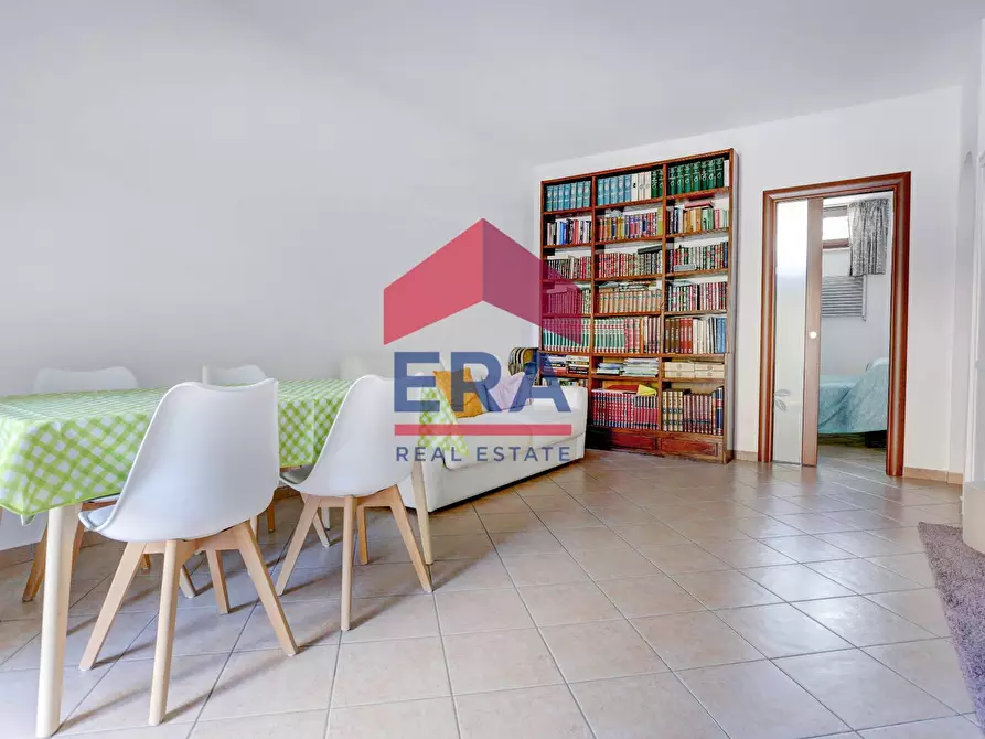 Immagine 21 di Casa semindipendente in vendita  in Via Treviso a Pomezia