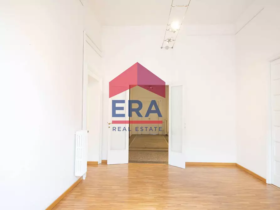 Immagine 16 di Appartamento in vendita  in Via Agostino Depretis 86 a Roma