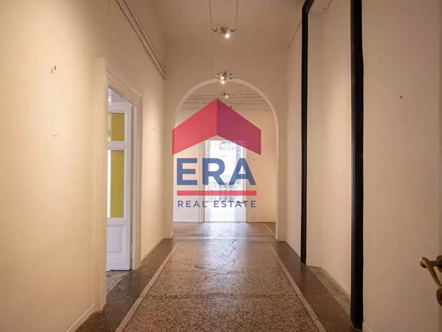 Immagine 18 di Appartamento in vendita  in Via Agostino Depretis 86 a Roma