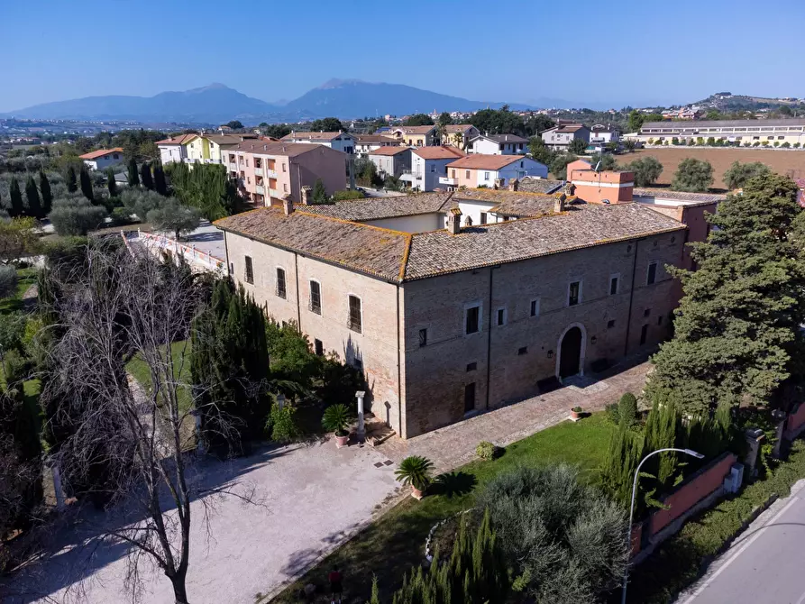negozio in vendita a Corropoli in zona Montagnola