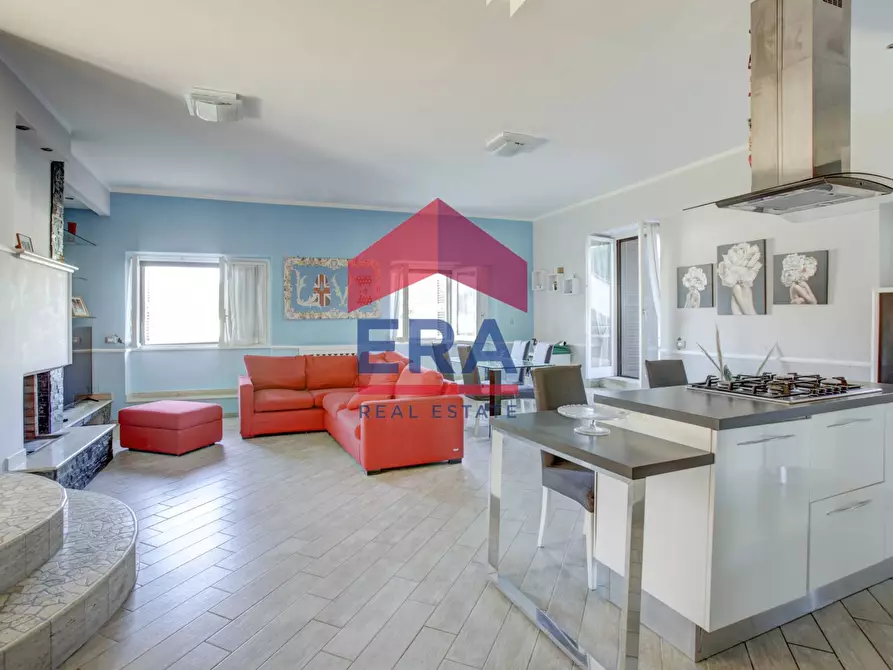 Immagine 27 di Villa in vendita  in Via Monreale 25 a Ardea