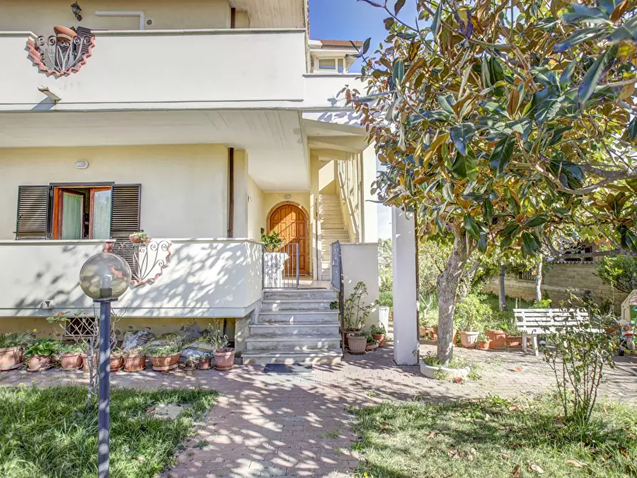 Immagine 3 di Appartamento in vendita  in Via Budapest 7 a Ladispoli