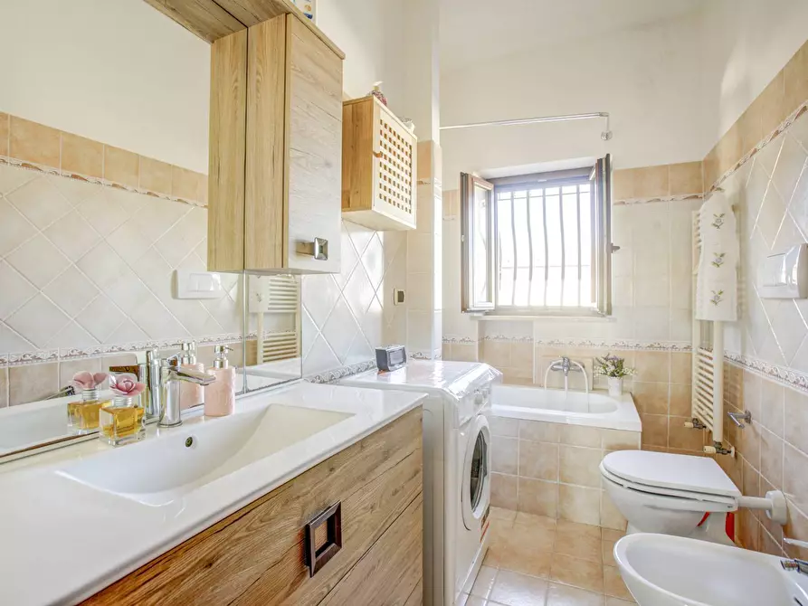 Immagine 15 di Appartamento in vendita  in Via Budapest 7 a Ladispoli