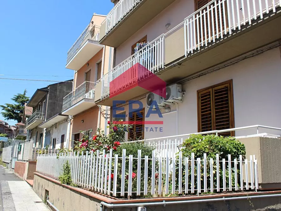 Immagine 30 di Appartamento in vendita  in VIA LAVINA 80 a Aci Sant'antonio