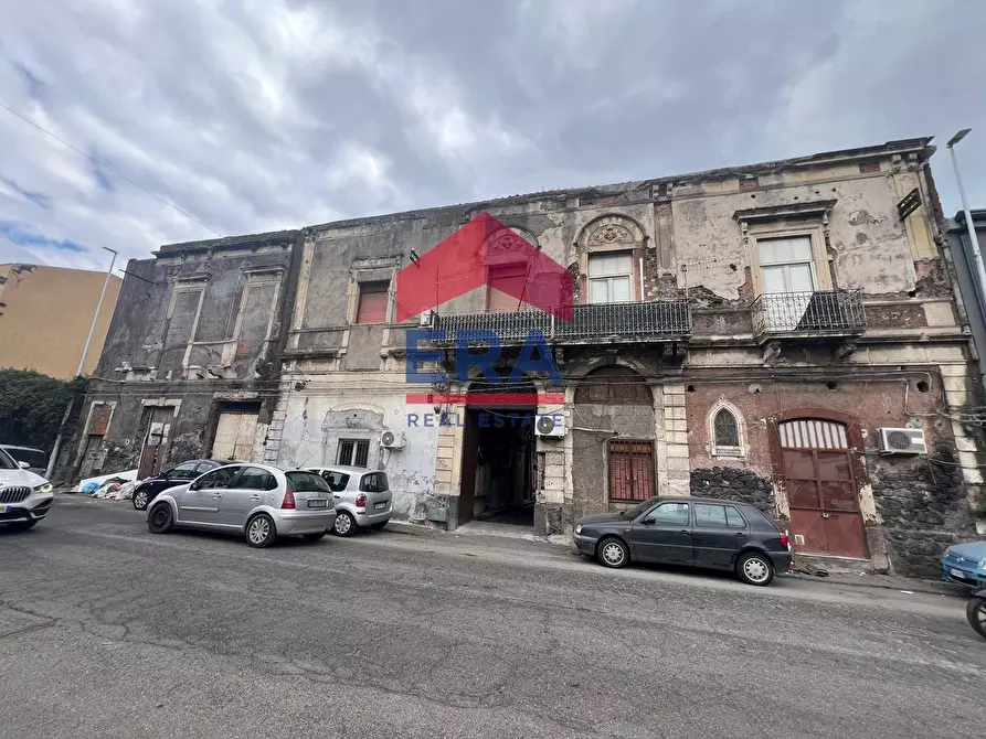 Immagine 3 di Casa indipendente in vendita  in Via Zia Lisa 91 a Catania