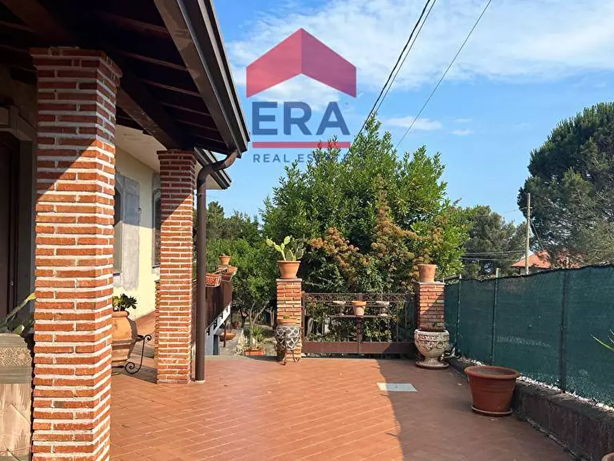 Immagine 3 di Villa in vendita  in Via Grottalunga a Nicolosi