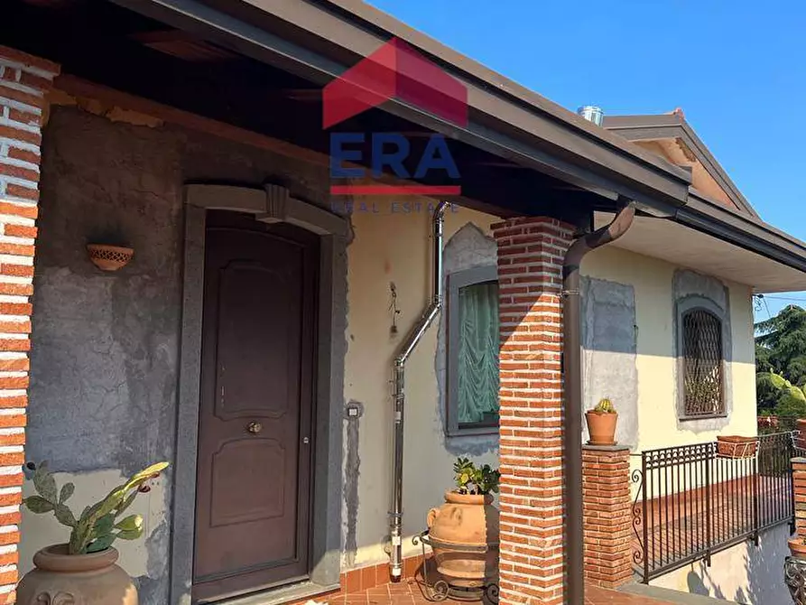 Immagine 4 di Villa in vendita  in Via Grottalunga a Nicolosi