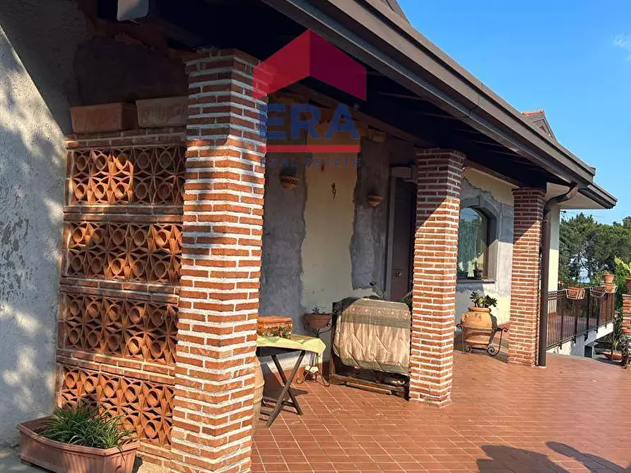 Immagine 6 di Villa in vendita  in Via Grottalunga a Nicolosi