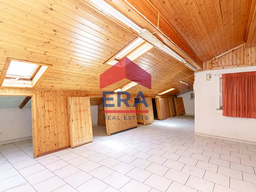 Immagine 37 di Casa indipendente in vendita  in via Viadotto 20 a Catania