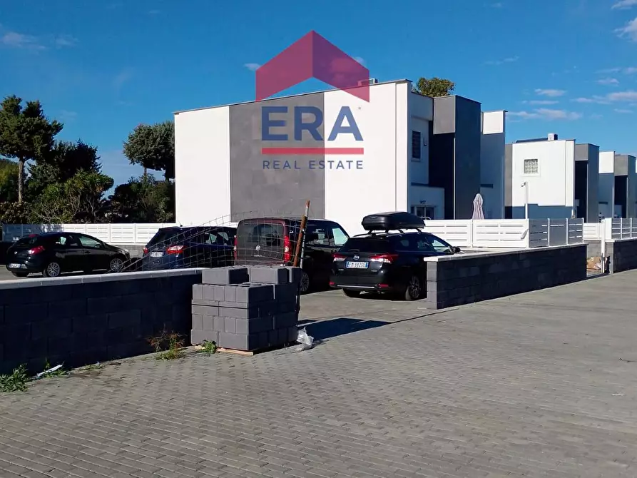 Immagine 36 di Appartamento in vendita  in Via Di Macchia Palocco 168 a Roma