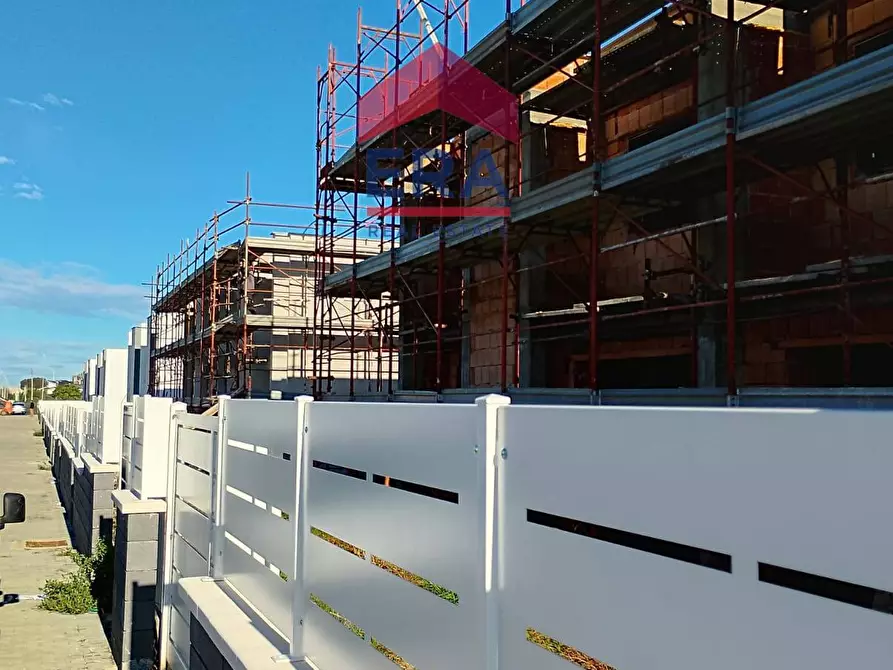 Immagine 38 di Appartamento in vendita  in Via Di Macchia Palocco 168 a Roma