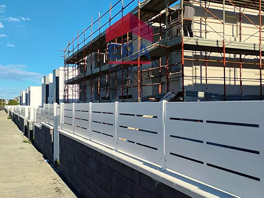 Immagine 31 di Appartamento in vendita  in Via Di Macchia Palocco 168 a Roma