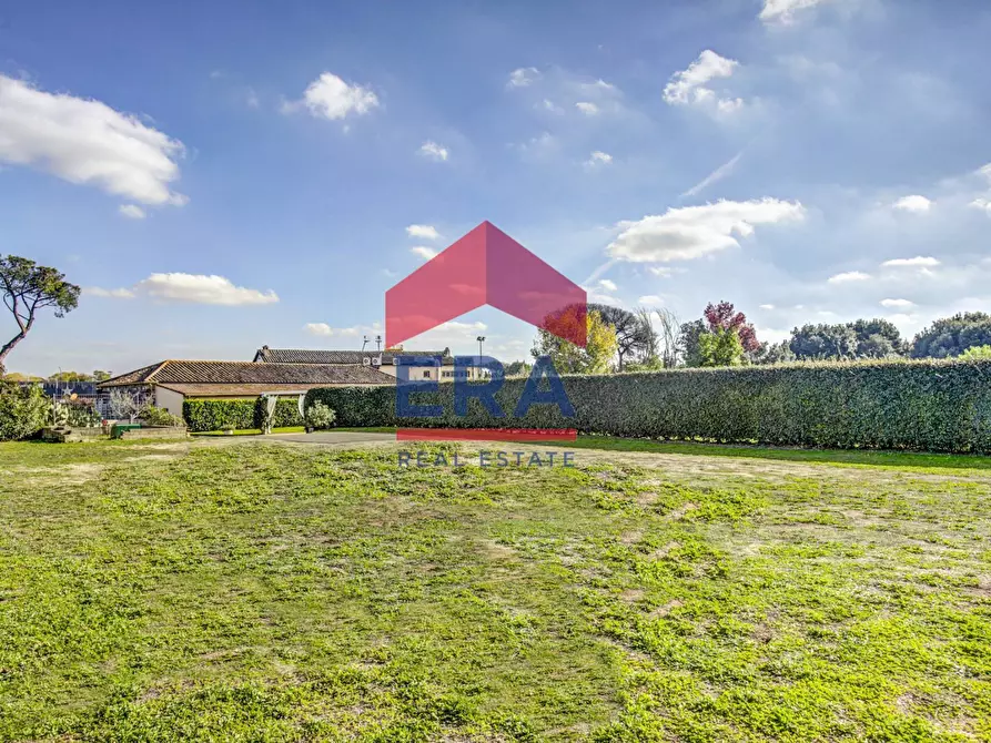 Immagine 27 di Attività commerciale in vendita  in Via Pontina 432 a Roma