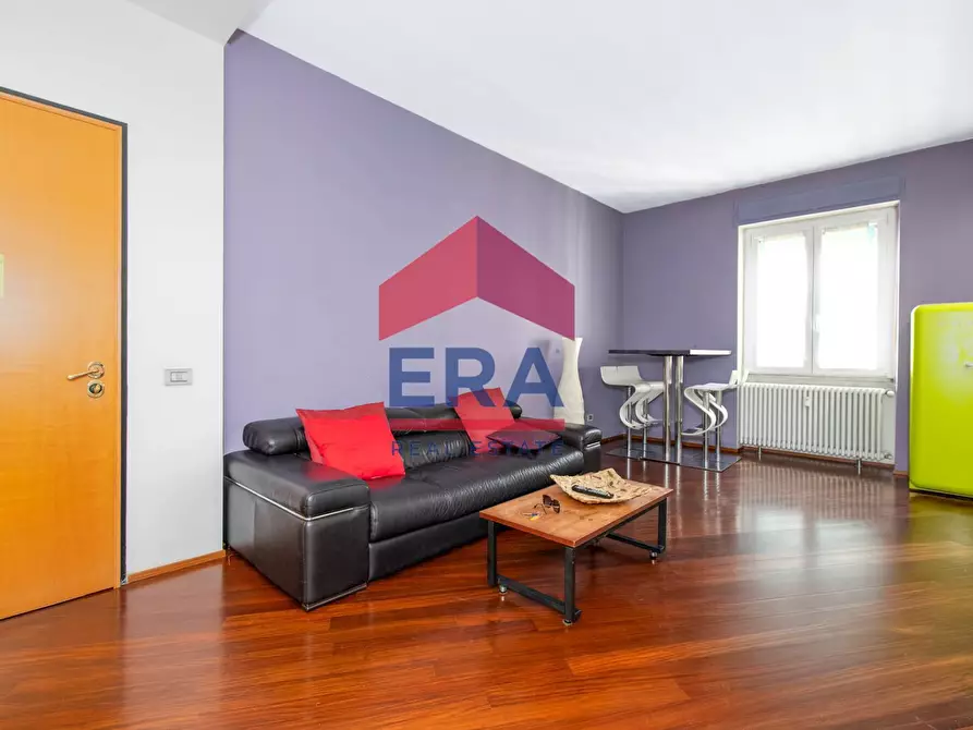 Immagine 3 di Appartamento in vendita  in Via Degli Orombelli 18 a Milano