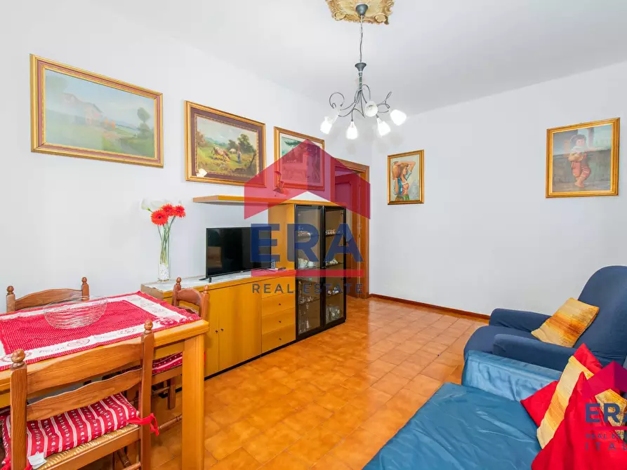 Immagine 8 di Appartamento in vendita  in VIA RAVENNA 48 a Milano