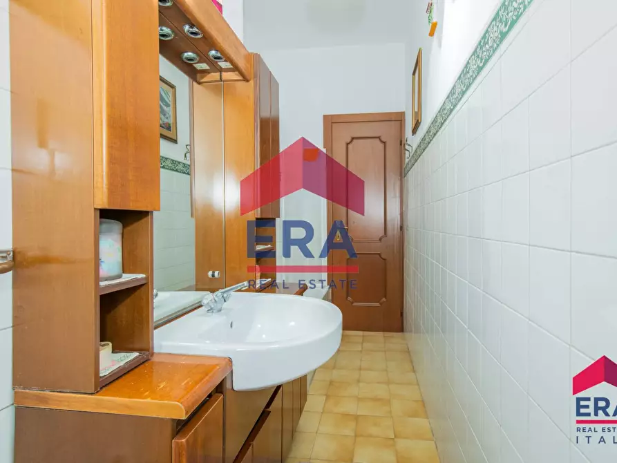 Immagine 21 di Appartamento in vendita  in VIA RAVENNA 48 a Milano