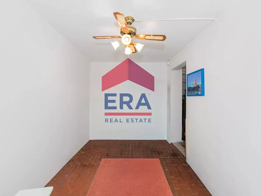 Immagine 17 di Locale commerciale in vendita  in Via Antonio Panizzi 12 a Milano