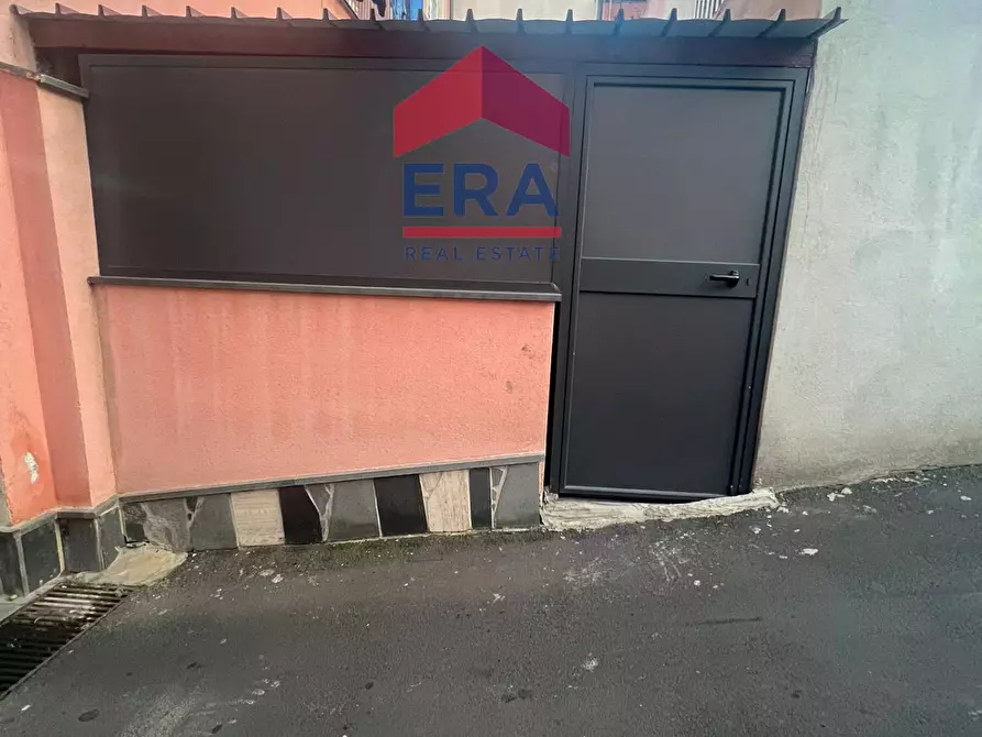 Immagine 30 di Appartamento in vendita  in Via Laurini 21 a Catania