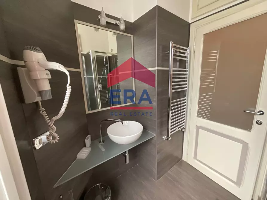 Immagine 8 di Appartamento in affitto  in Salita Dei Borgia 4 a Roma