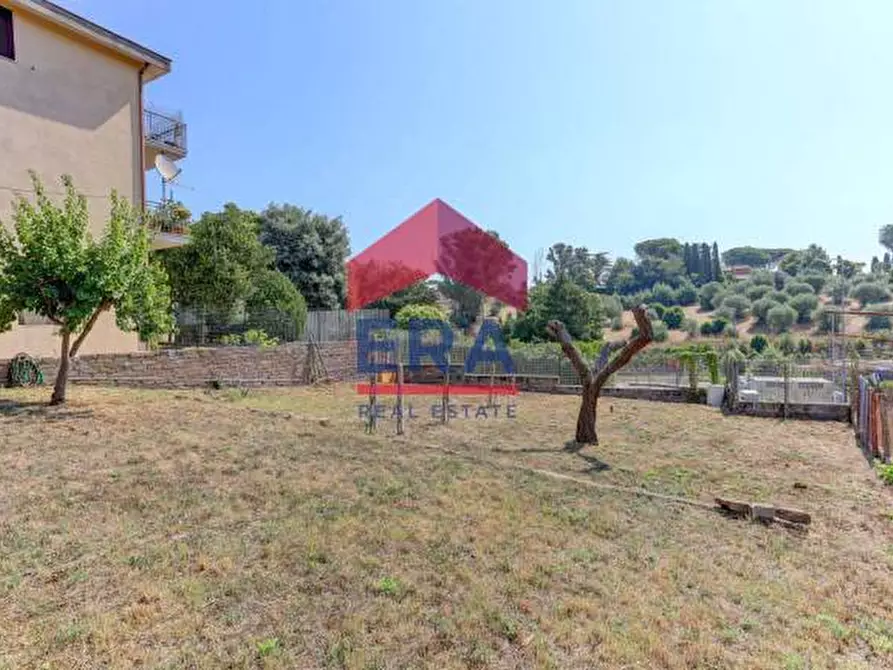 Immagine 9 di Appartamento in vendita  in via Bellosguardo 15 a Roma