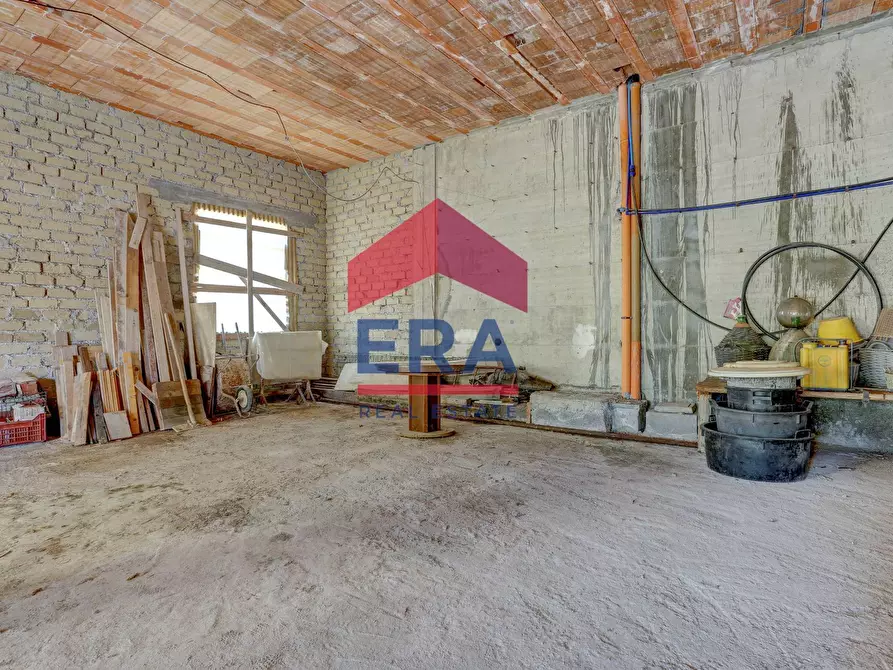 Immagine 17 di Appartamento in vendita  in via Bellosguardo 15 a Roma