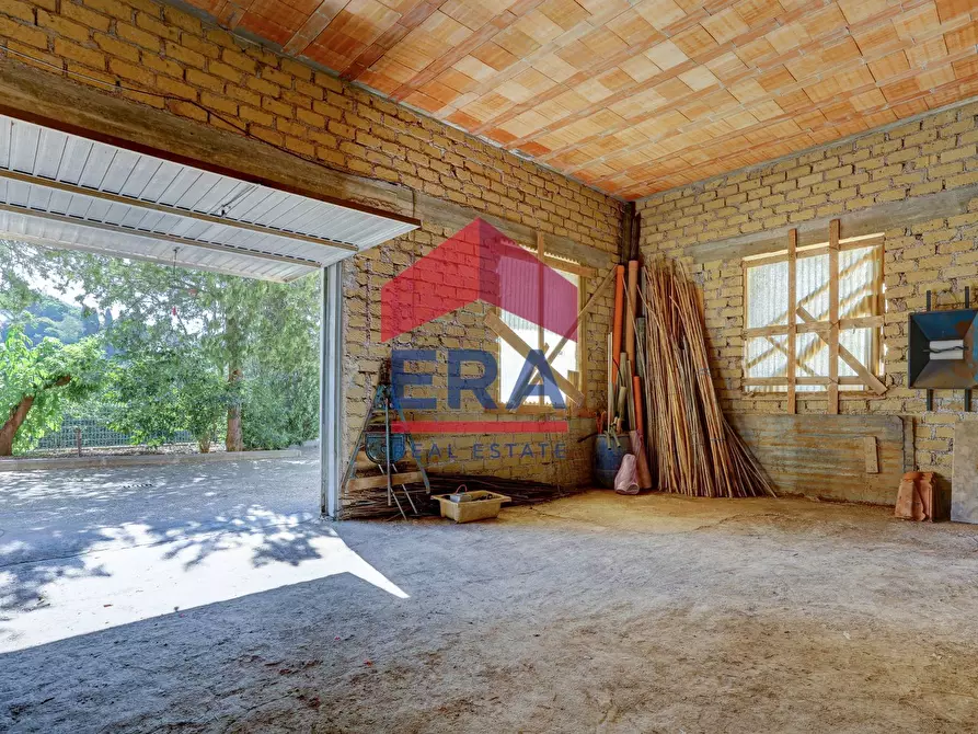 Immagine 23 di Appartamento in vendita  in via Bellosguardo 15 a Roma