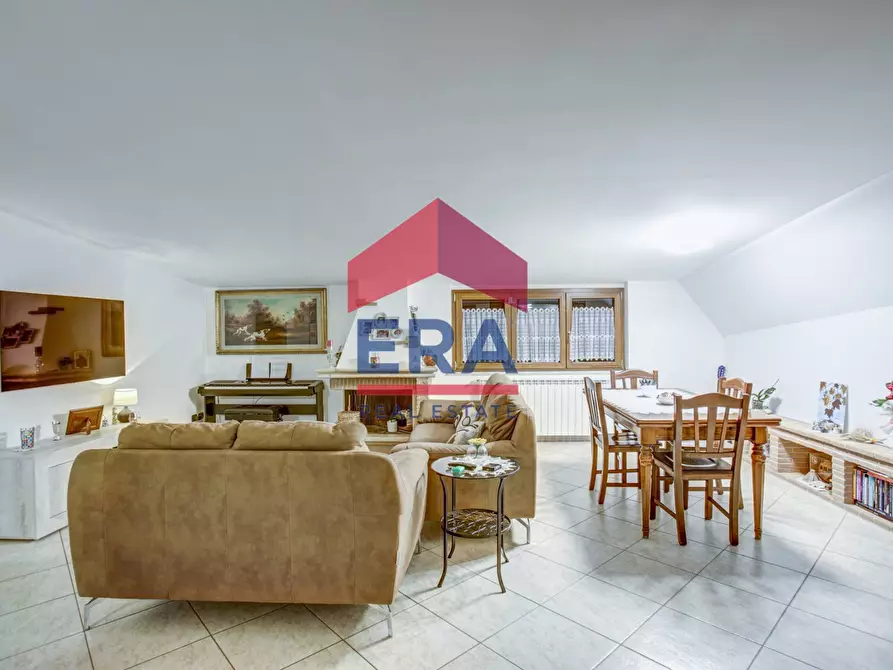 Immagine 22 di Villa in vendita  in Via E.Torricelli 6 a Pomezia