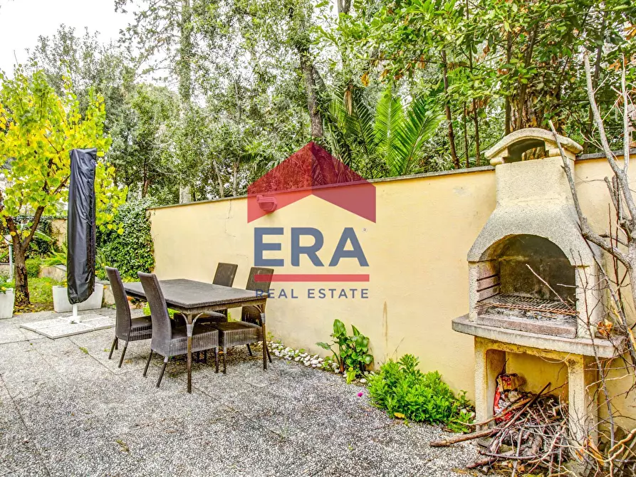 Immagine 30 di Villa in vendita  in Via Boezi 14-16 a Roma