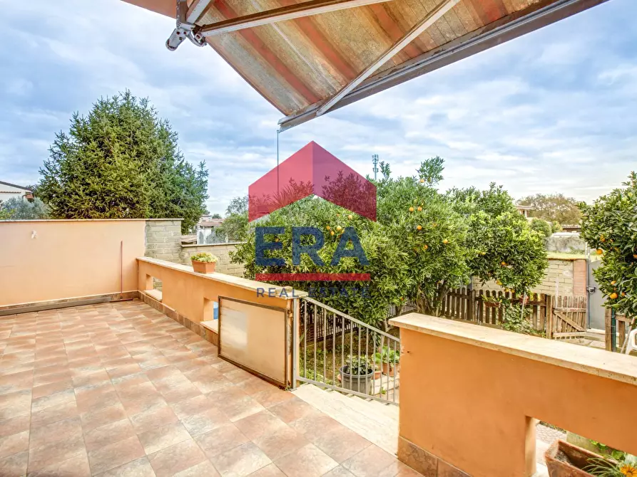 Immagine 18 di Villetta a schiera in vendita  in Via San Candido 94 a Roma