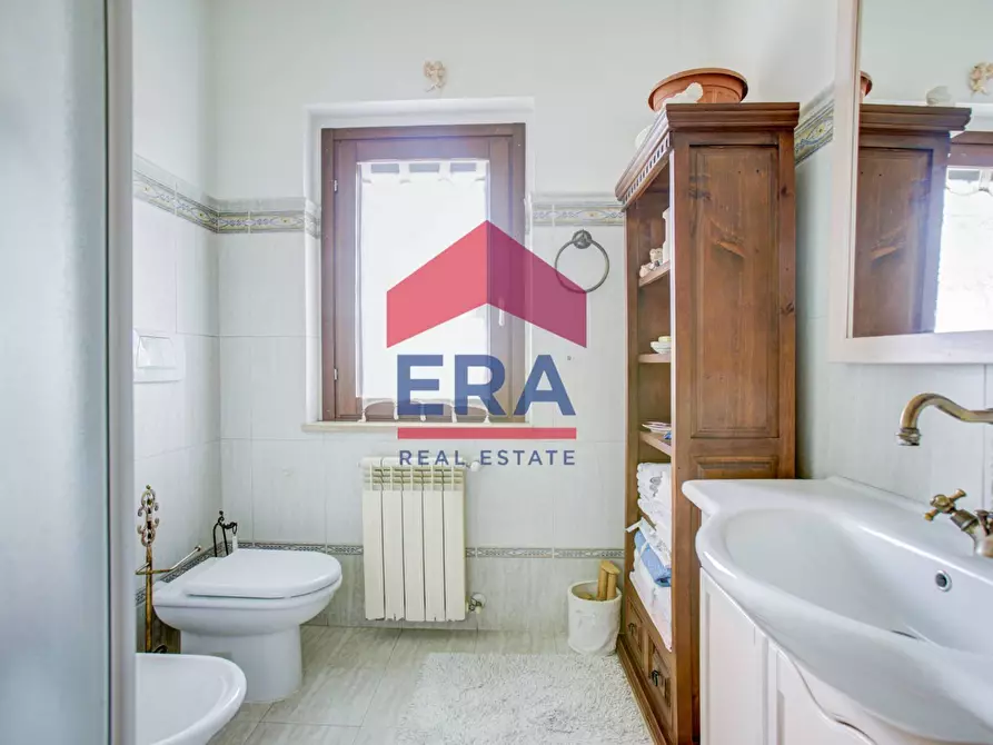 Immagine 22 di Villa in vendita  in Via Tito Poggi 15 a Roma