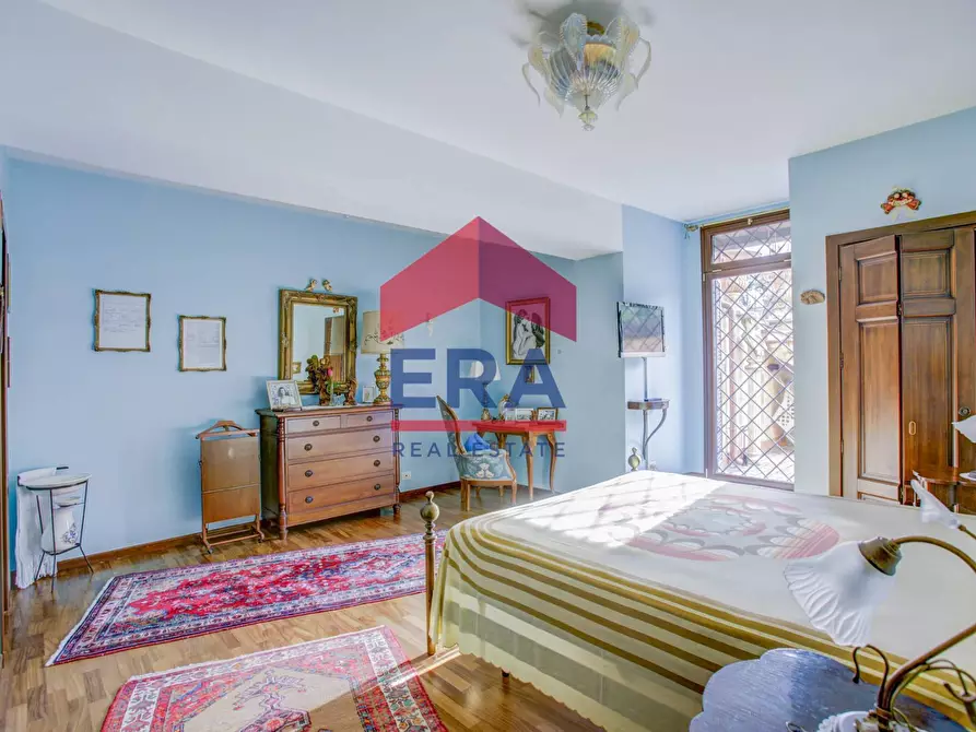 Immagine 29 di Villa in vendita  in Via Tito Poggi 15 a Roma