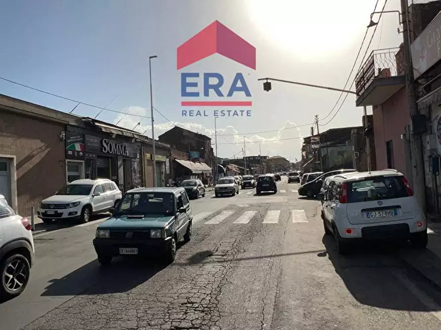 Immagine 4 di Bar / Ristorante in vendita  in via Zia Lisa 190 a Catania
