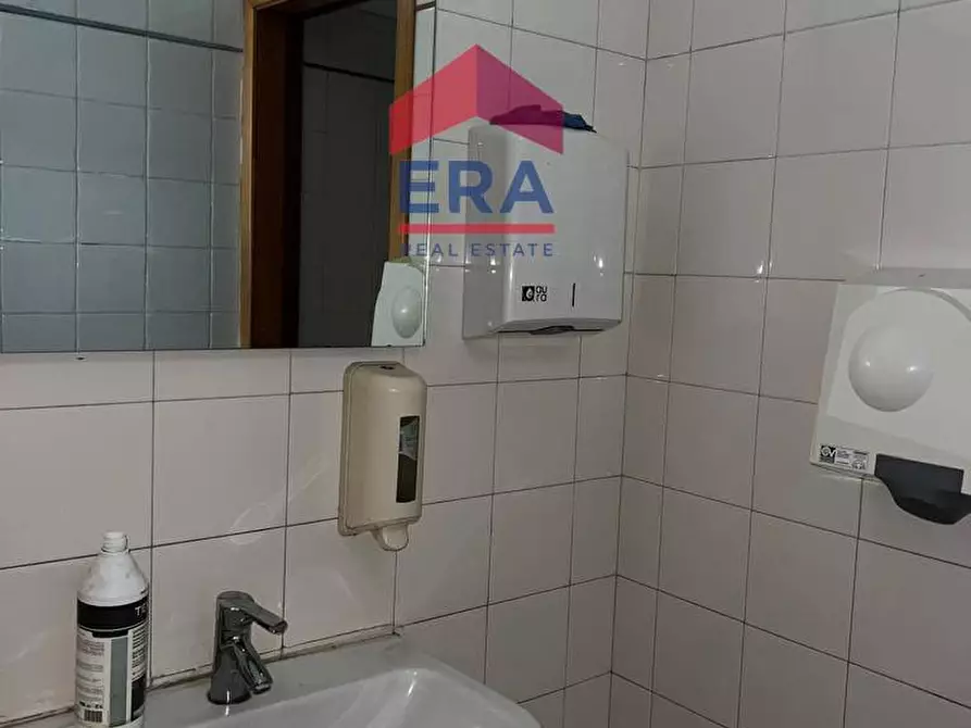 Immagine 7 di Bar / Ristorante in vendita  in via Zia Lisa 190 a Catania