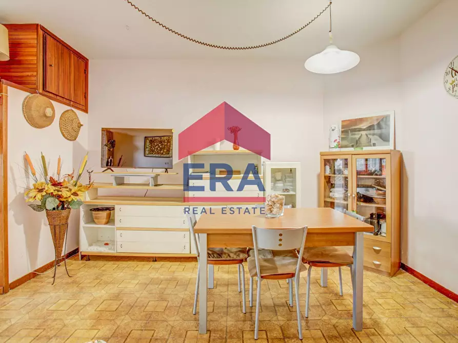 Immagine 1 di Appartamento in vendita  in Via Massimo D'Azeglio 35 a Anzio