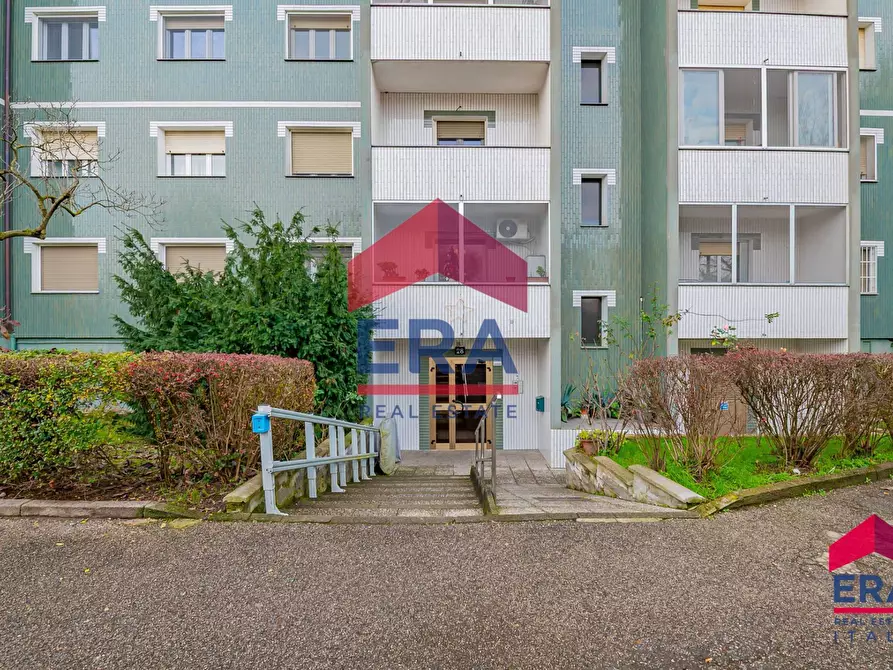 Immagine 17 di Appartamento in vendita  in via Benvenuto Cellini 28 a Corsico