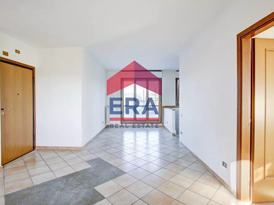 Immagine 5 di Appartamento in vendita  in Via Ezio d'Errico 45 a Roma