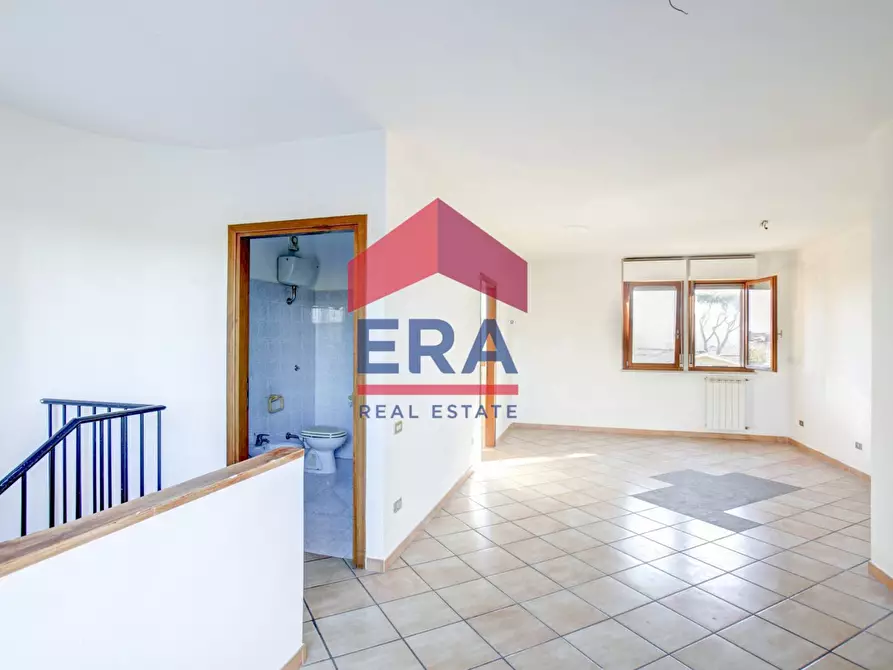 Immagine 13 di Appartamento in vendita  in Via Ezio d'Errico 45 a Roma