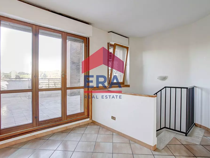 Immagine 14 di Appartamento in vendita  in Via Ezio d'Errico 45 a Roma