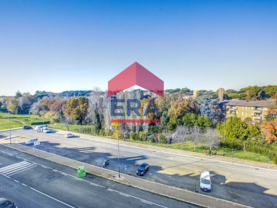 Immagine 12 di Appartamento in vendita  in Via Ezio d'Errico 45 a Roma