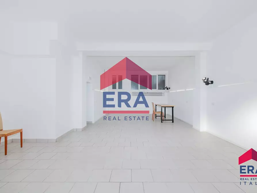 Immagine 4 di Laboratorio in vendita  in Via Degli Artaria 11 a Milano