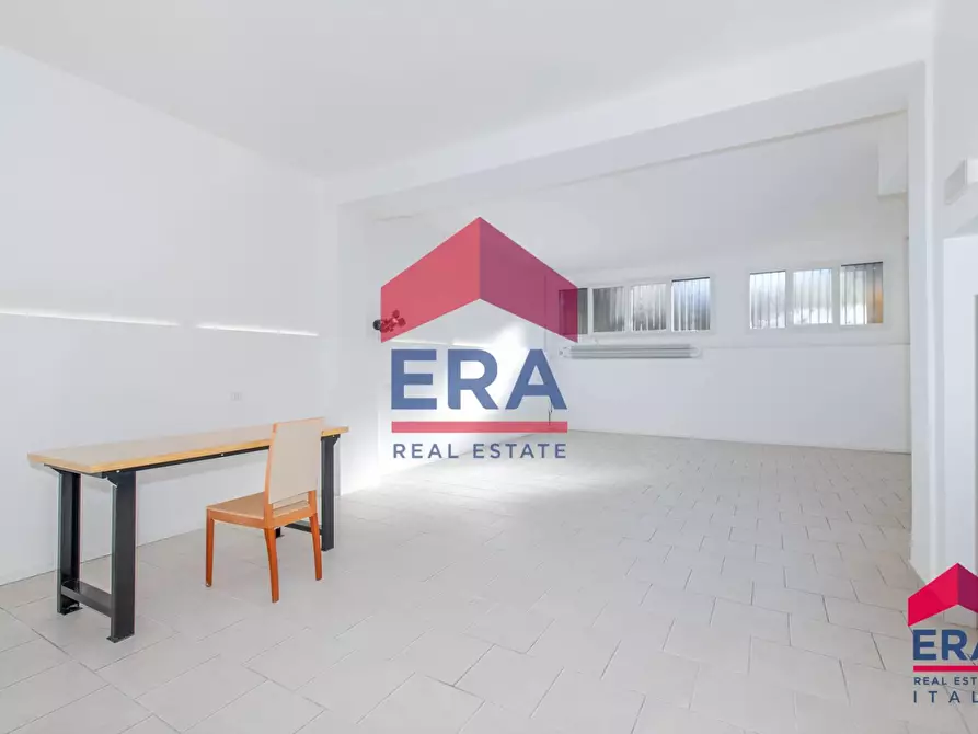 Immagine 2 di Laboratorio in affitto  in Via Degli Artaria 11 a Milano