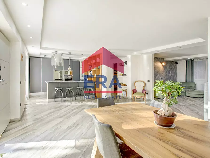 Immagine 4 di Appartamento in vendita  in Via Cincinnato 6 a Pomezia