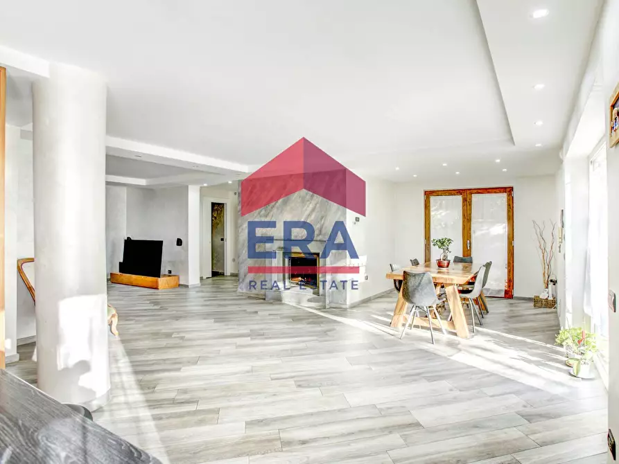 Immagine 6 di Appartamento in vendita  in Via Cincinnato 6 a Pomezia