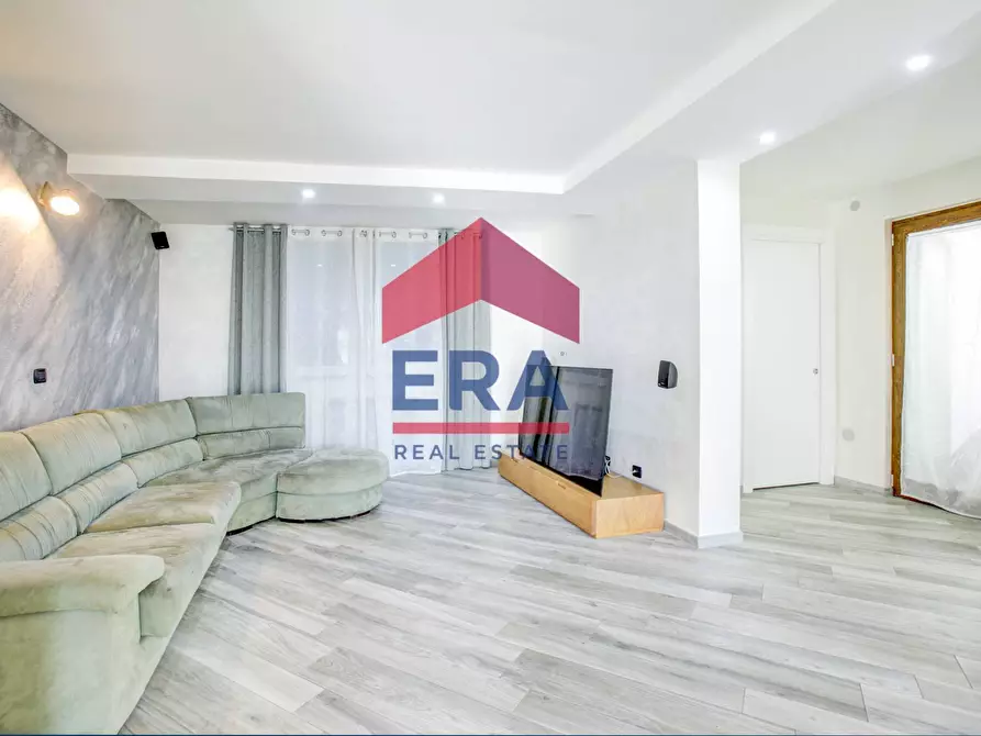 Immagine 9 di Appartamento in vendita  in Via Cincinnato 6 a Pomezia