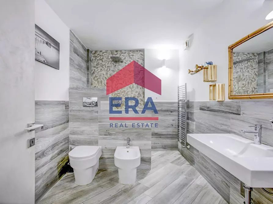 Immagine 19 di Appartamento in vendita  in Via Cincinnato 6 a Pomezia